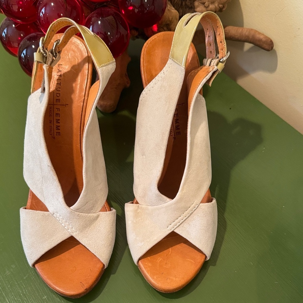 Latitude Femme gray suede heels with wood heels Made in Italy